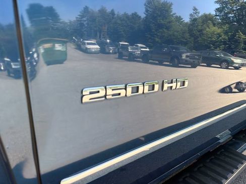 Used 2017 Chevrolet Silverado 2500 LTZ AWD/4WD image 9