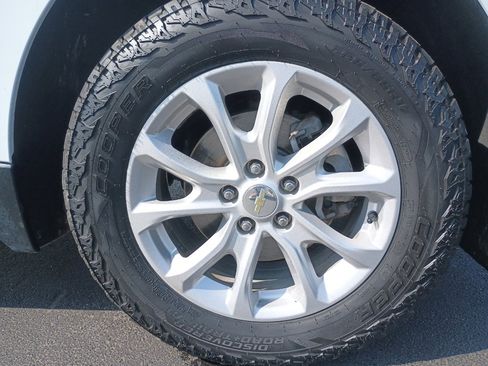 Used 2020 Chevrolet Equinox LS w/ LS Convenience Package image 33