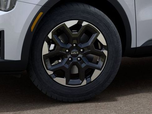 New 2026 Kia Sorento S FWD image 9