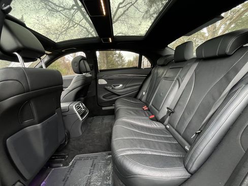 Used 2020 Mercedes-Benz S 450 Sedan image 38