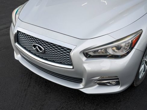 Used 2015 INFINITI Q50 Premium w/ Navigation Package image 8