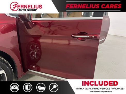 Used 2021 Chrysler Pacifica Pinnacle AWD/4WD image 7