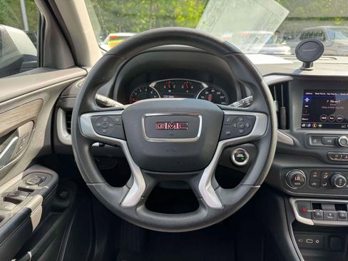 Used 2023 GMC Terrain SLE w/ Driver Convenience Package AWD/4WD image 22