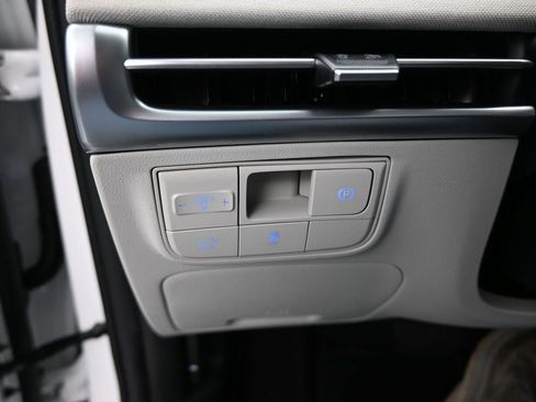 New 2026 Hyundai Tucson Limited image 30