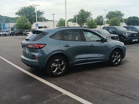 Used 2023 Ford Escape ST-Line w/ Tech Pack #1 AWD/4WD image 4