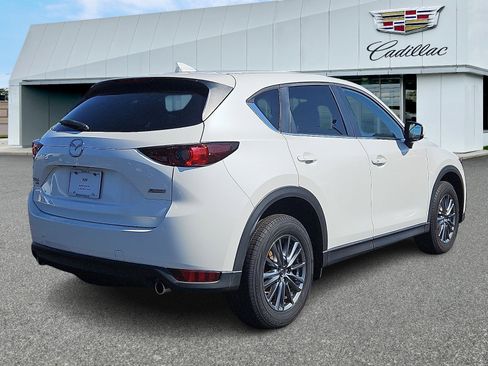 Used 2017 MAZDA CX-5 Touring w/ Preferred Equipment Package image 6