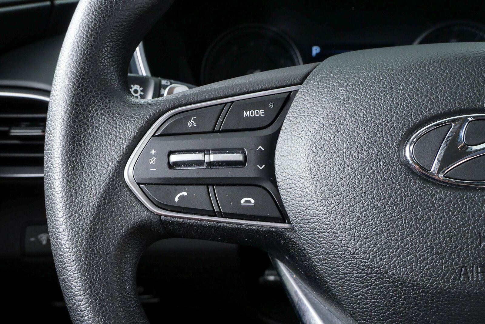 Used 2023 Hyundai Santa Fe SE FWD image 10