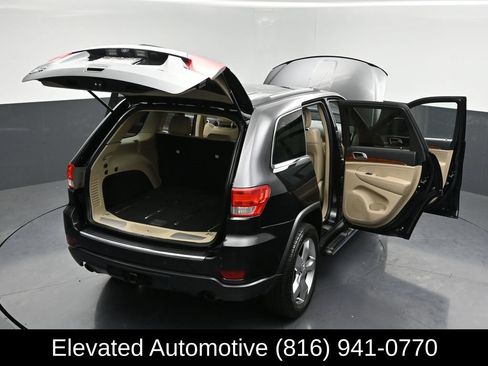 Used 2013 Jeep Grand Cherokee Limited w/ Mopar Chrome Edition Group AWD/4WD image 33