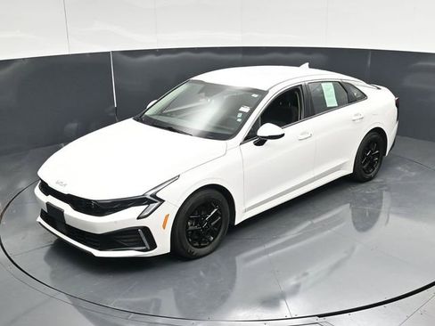 Used 2025 Kia K5 LXS image 44