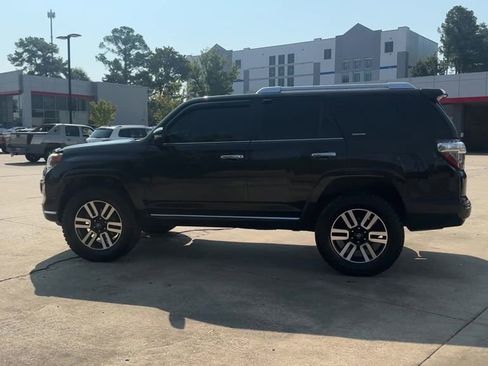 Used 2016 Toyota 4Runner Limited image 3