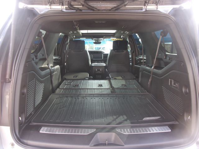 Used 2023 GMC Yukon XL Denali w/ Denali Reserve Package AWD/4WD image 39