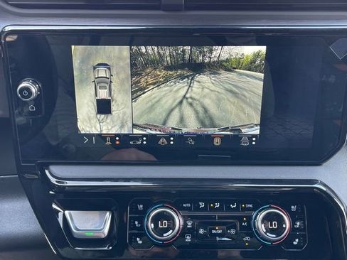 New 2026 GMC Sierra 1500 AT4 AWD/4WD image 13