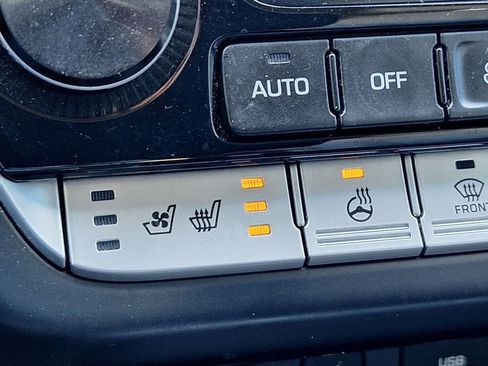 Used 2018 Hyundai Sonata Limited w/ Limited Ultimate Package 03 image 26