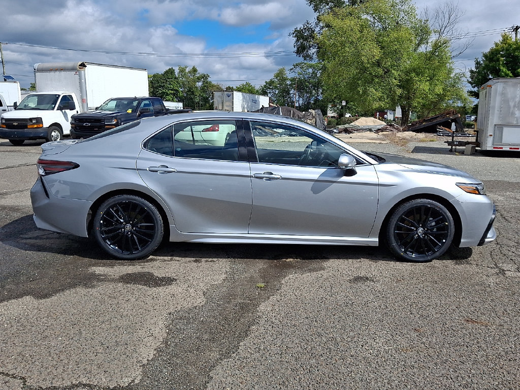 Used 2022 Toyota Camry XSE w/ Carpet Mat Package (TMS) AWD/4WD image 13