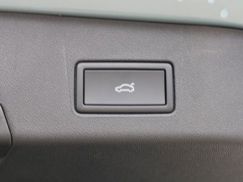 New 2026 Volkswagen ID.4 Pro S image 21