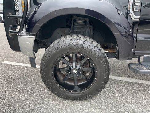 Used 2019 Ford F250 Lariat w/ Lariat Value Package image 10