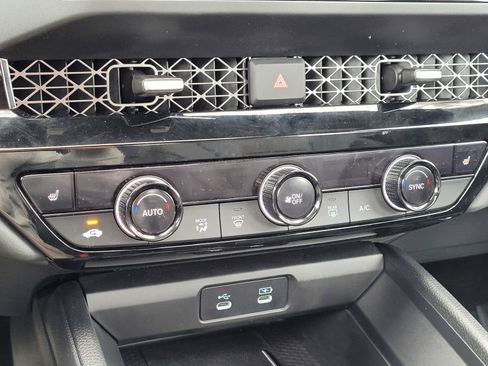 Certified 2025 Honda Accord Sport image 25