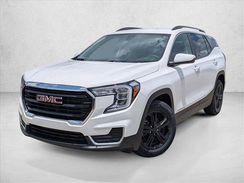 Used 2022 GMC Terrain SLE w/ Driver Convenience Package FWD image 2