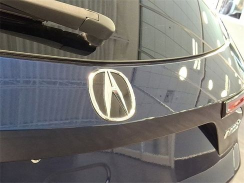 Used 2023 Acura MDX SH-AWD w/ Technology Package image 29