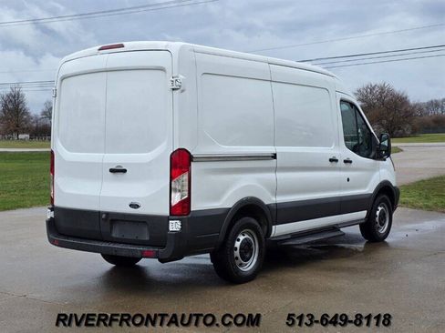 Used 2017 Ford Transit 250 130 Medium Roof image 2