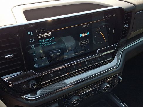 Used 2024 Chevrolet Silverado 2500 ZR2 w/ ZR2 Bison Edition image 16