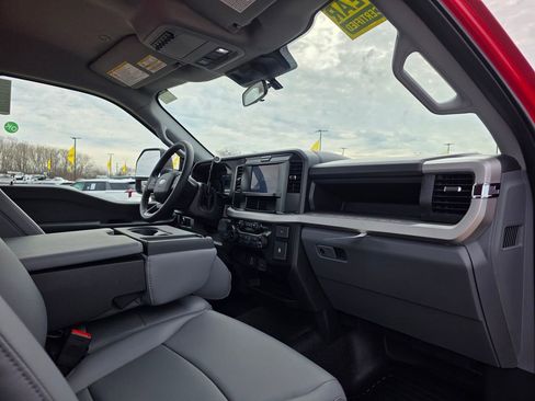 New 2026 Ford F250 XL w/ XL Chrome Package AWD/4WD image 27