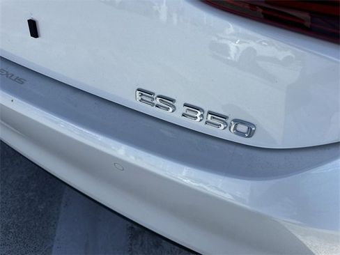New 2025 Lexus ES 350 w/ Premium Package image 25
