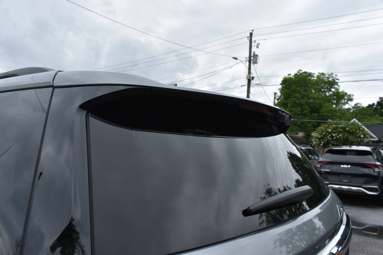 Used 2023 Chevrolet Traverse LT w/ LPO, Cargo Package AWD/4WD image 34