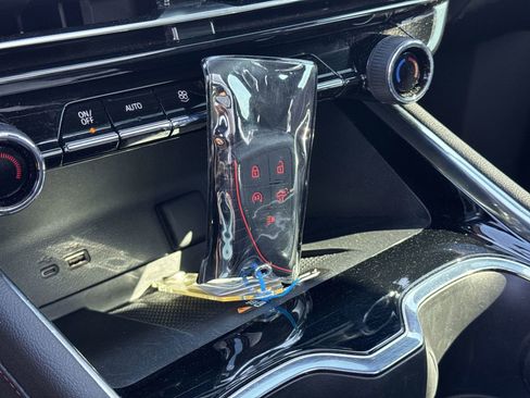 Used 2024 Chevrolet Traverse RS w/ LPO, Floor Liner Package image 37