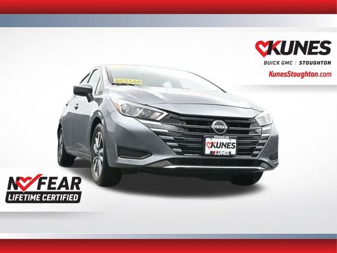 Used 2023 Nissan Versa SV image 42