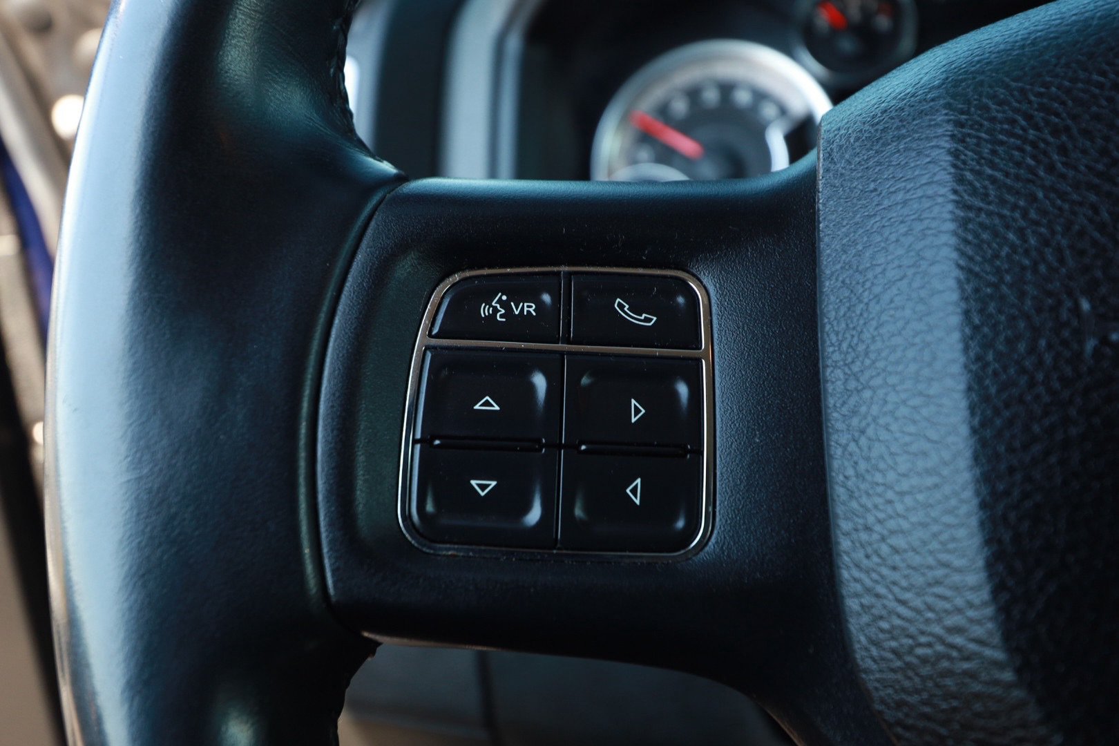 Used 2015 RAM 1500 Lone Star RWD image 11