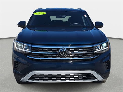 Used 2023 Volkswagen Atlas Cross Sport SE w/ Black Wheel Package image 2
