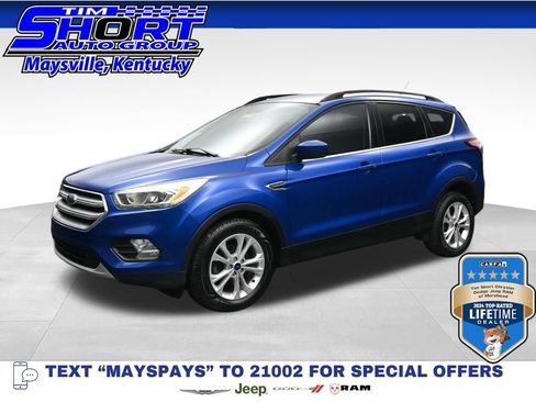 Used 2017 Ford Escape SE w/ Equipment Group 201A FWD image 1