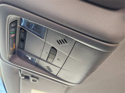 Used 2024 Chevrolet Blazer LT w/ Convenience Package image 25