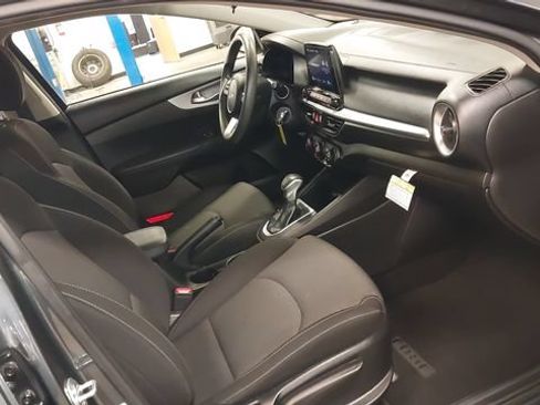 Used 2023 Kia Forte LXS FWD image 38