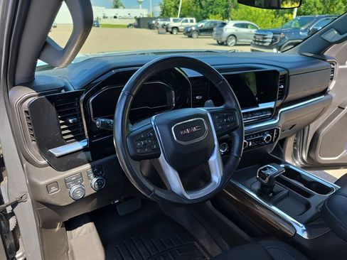 Used 2023 GMC Sierra 1500 Elevation AWD/4WD image 16