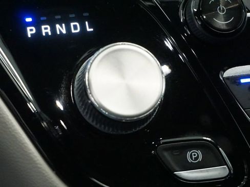 Certified 2018 Chrysler Pacifica Touring Plus image 31