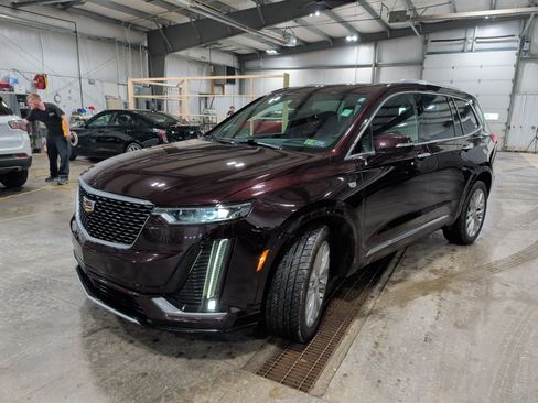 Used 2020 Cadillac XT6 Premium Luxury image 6