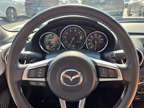 Used 2023 MAZDA MX-5 Miata Grand Touring RWD image 25