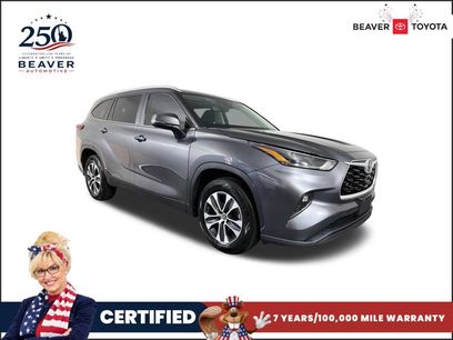 Used 2023 Toyota Highlander XLE