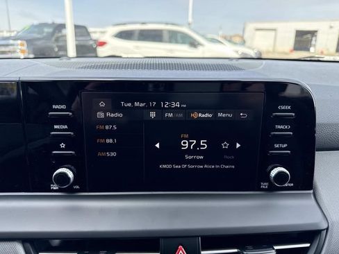 New 2026 Kia Seltos LX FWD image 19