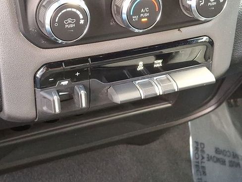 Used 2024 RAM 2500 Big Horn image 30