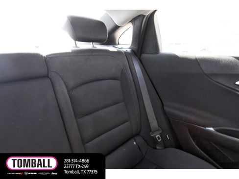 Used 2022 Chevrolet Malibu LT image 12