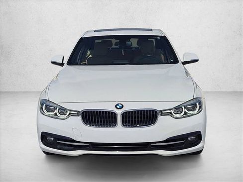 Used 2018 BMW 330e RWD image 2