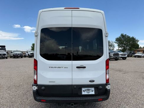 Used 2016 Ford Transit 350 XLT RWD image 9