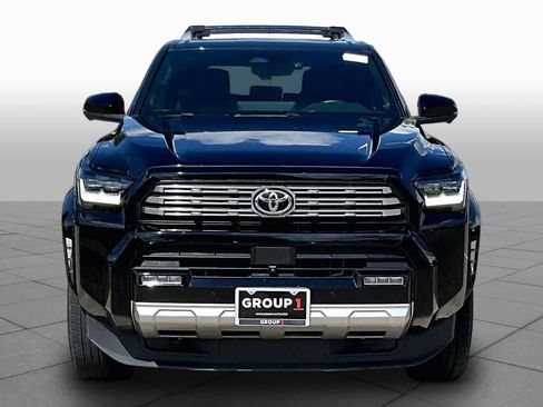 Used 2025 Toyota 4Runner Limited AWD/4WD image 4