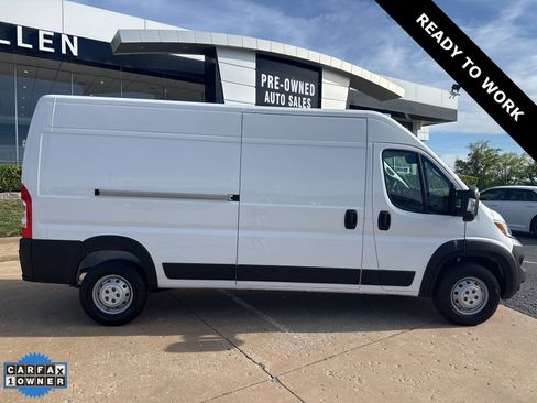 Used 2023 RAM ProMaster 2500 FWD image 2