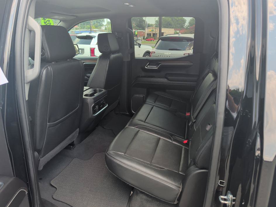 Used 2024 GMC Sierra 1500 Denali w/ Denali Reserve Package AWD/4WD image 9