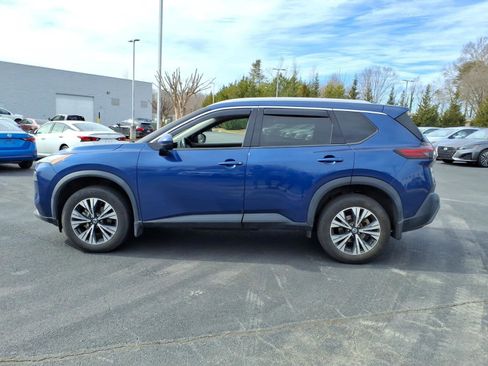 Used 2021 Nissan Rogue SV w/ Premium Package image 23