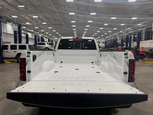 New 2026 RAM 2500 Tradesman AWD/4WD image 24